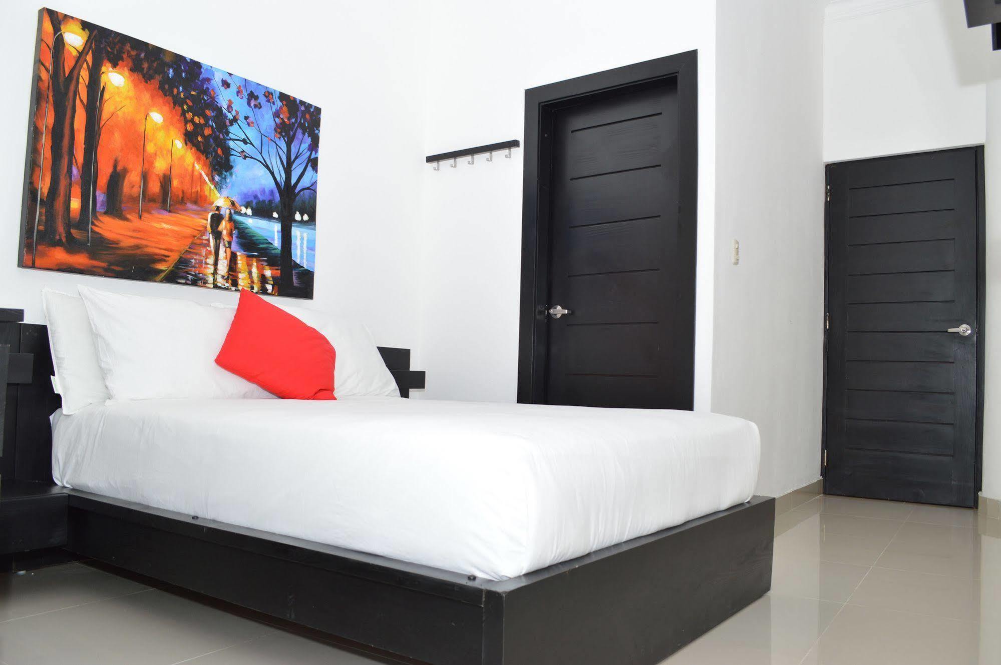 Hotel Merey Santo Domingo Exteriör bild